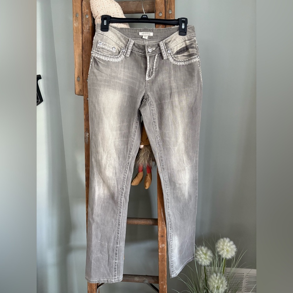 Stylish Gray Women denim Jeans size 2 from Boston pro